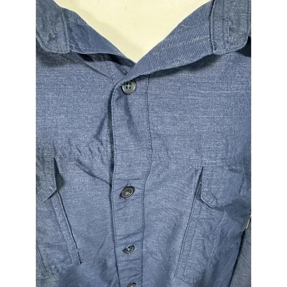 COLUMBIA - MEN'S XL - Blue OMNI-SHADE BUTTON UP LONG SLEEVE SHIRT W/ POCKETS - Picture 2 of 8